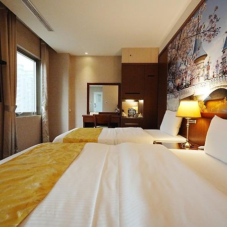 York Hotel Taipei Exterior photo