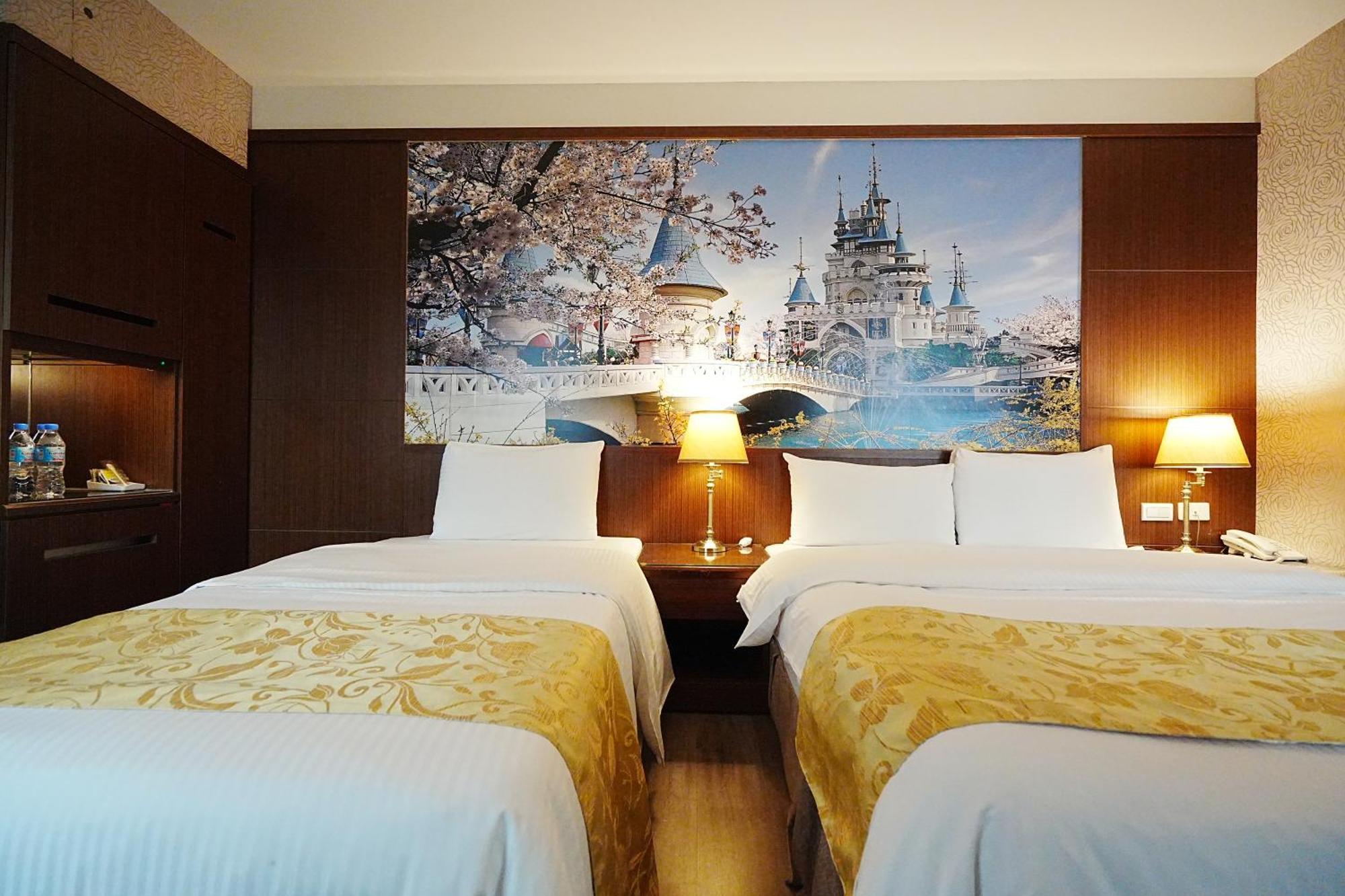 York Hotel Taipei Exterior photo