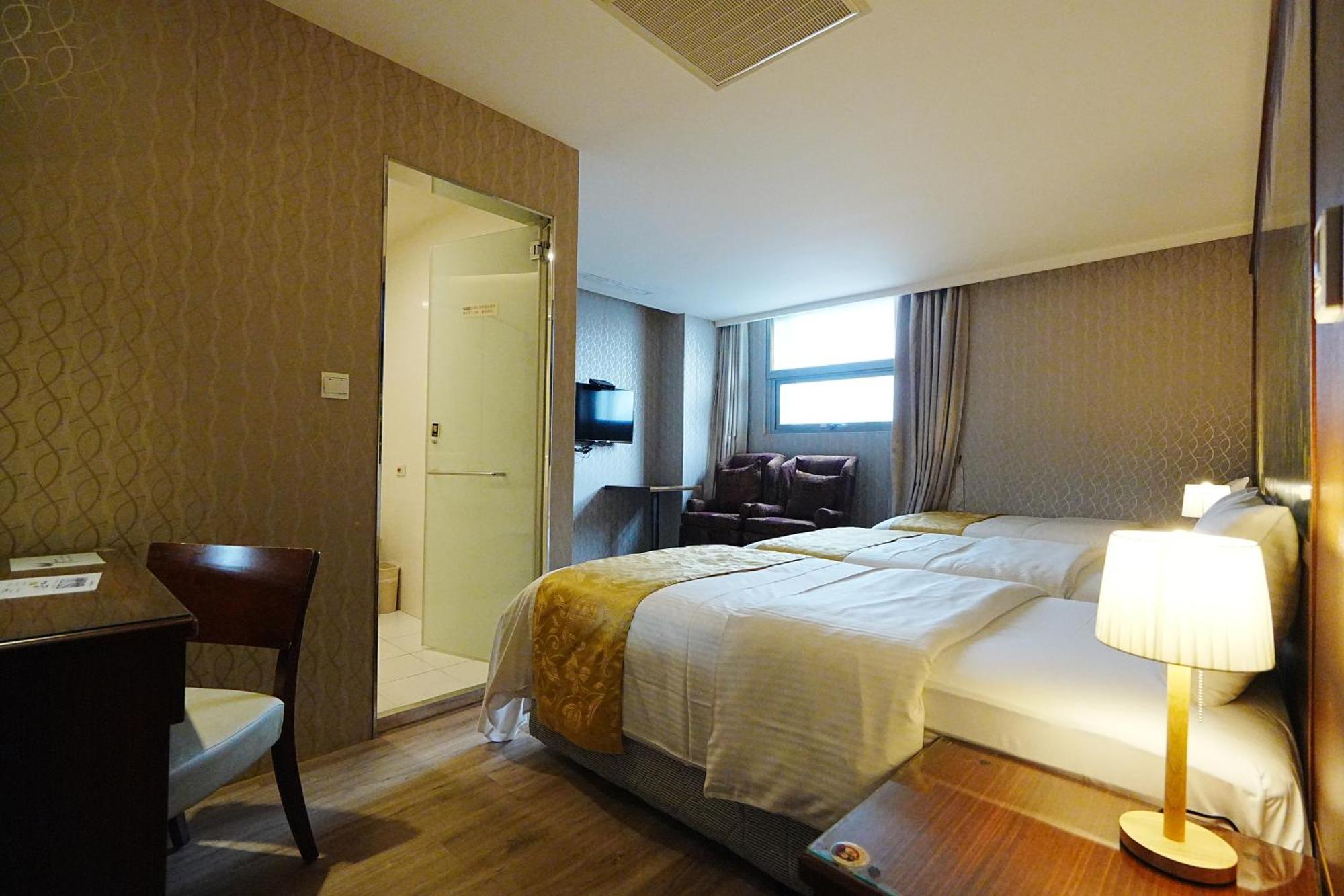 York Hotel Taipei Exterior photo