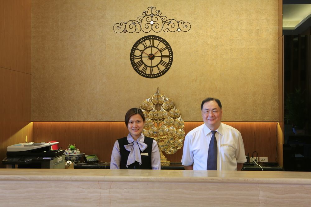 York Hotel Taipei Exterior photo