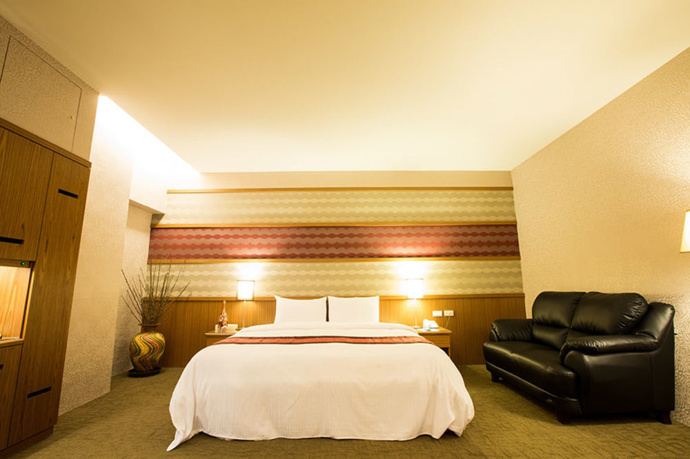 York Hotel Taipei Exterior photo