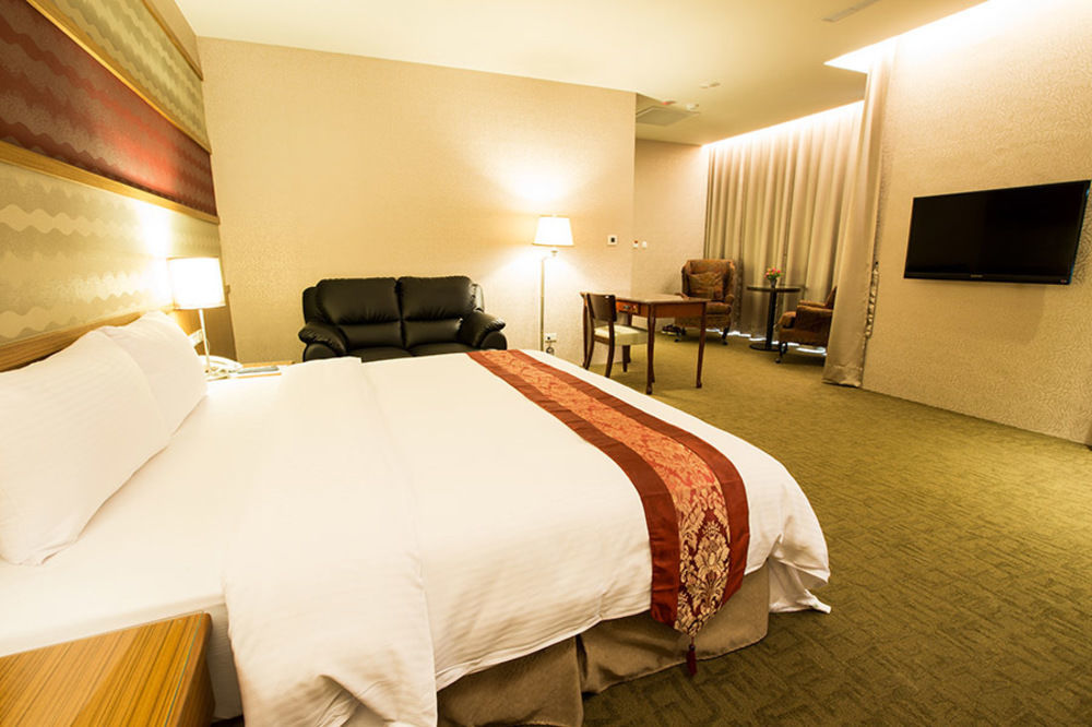 York Hotel Taipei Exterior photo